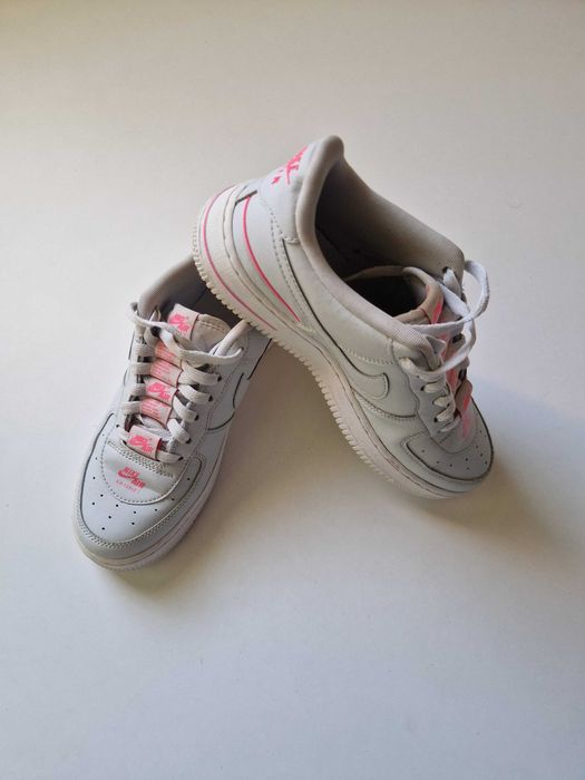 Nike AIR FORCE 1 оригинални маратонки