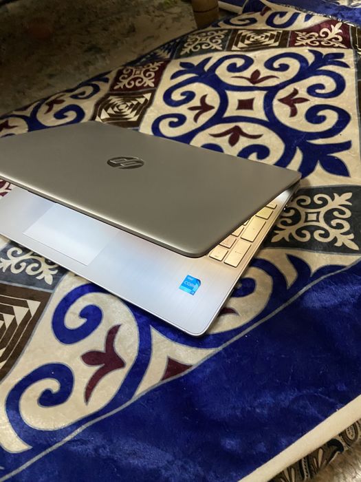 Core i3 11gen HP SSD 512gb