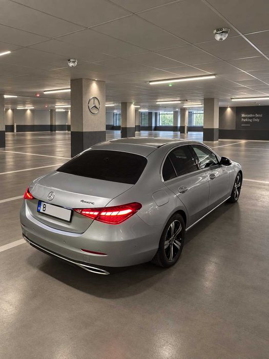 Mercedes-Benz C 200 4-MATIC Hybrid