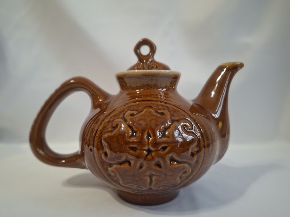 Чайник с крышкой, Алма-Ата (винтаж)