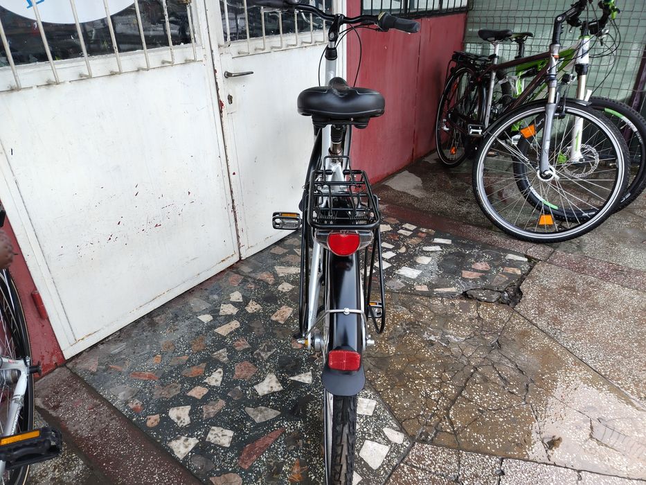 Bicicleta de dama Curtis Premium de 28