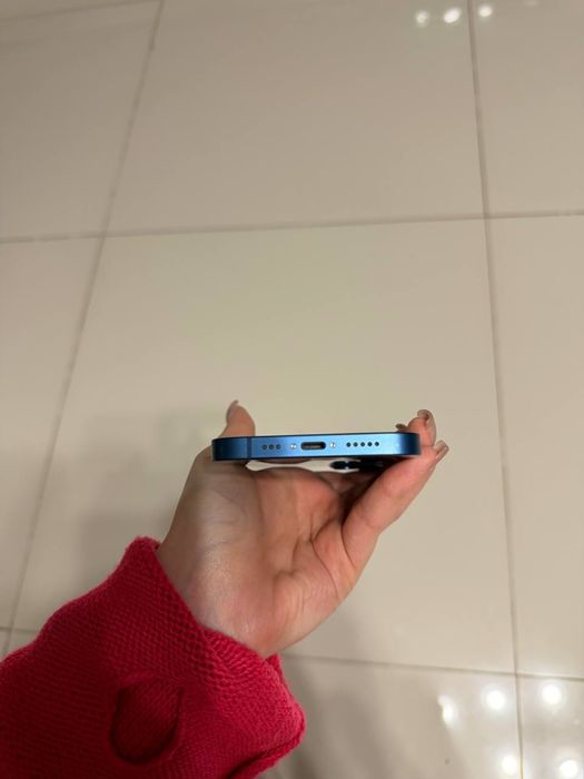 Продам супер айфон 13