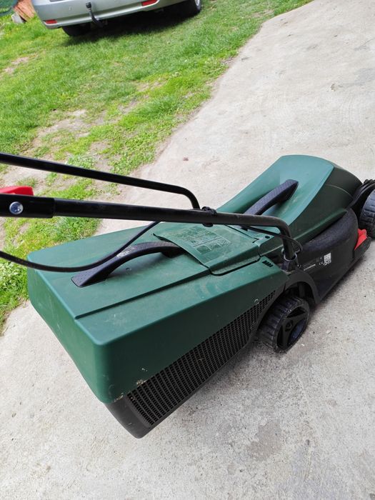 Електрическа косачка бош