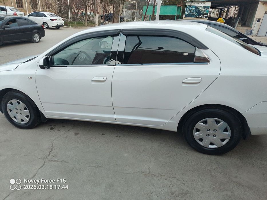 Cobalt avtomobili sotuladi