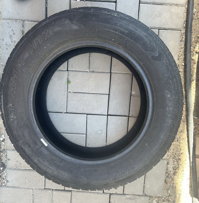 Продам шины 225/65 R17