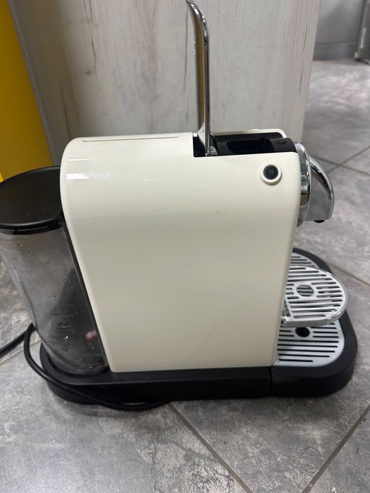 Капсулна кафемашина Nespresso