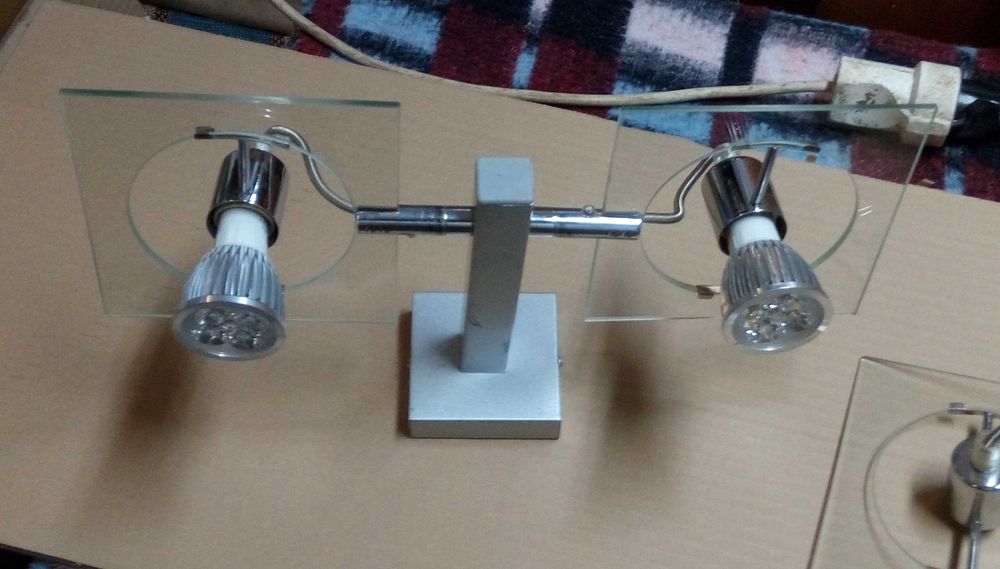 Аплици - лампи за стена 2бр. метал и стъкло и цокъл GU10