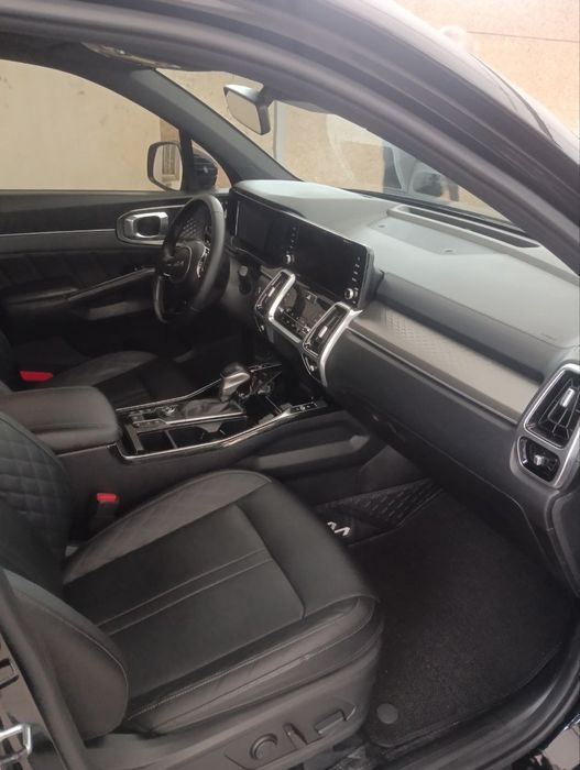 Kia sorento 2022 год