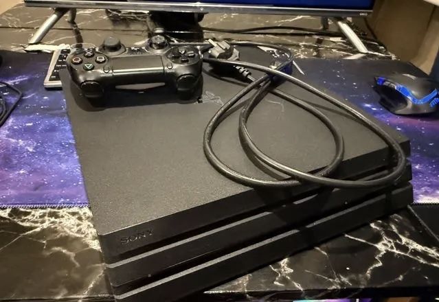 Sony playstation 4 pro