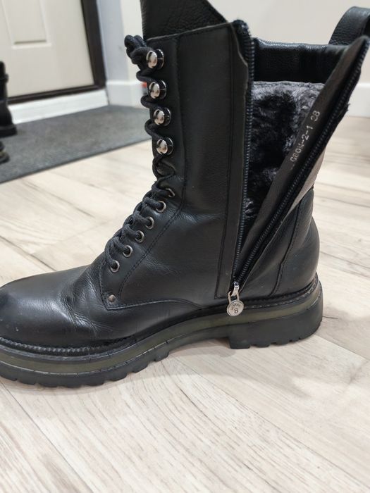 Женские зимние ботинки