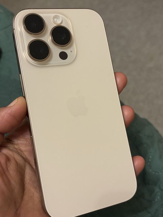 Айфон 13 про мах продам срочно