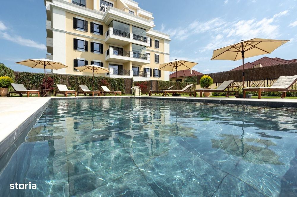 Apartament cu 4 camere si curte privata exclusiva