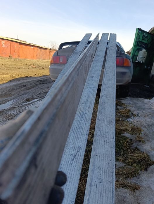 Бортовая доска для прицепа