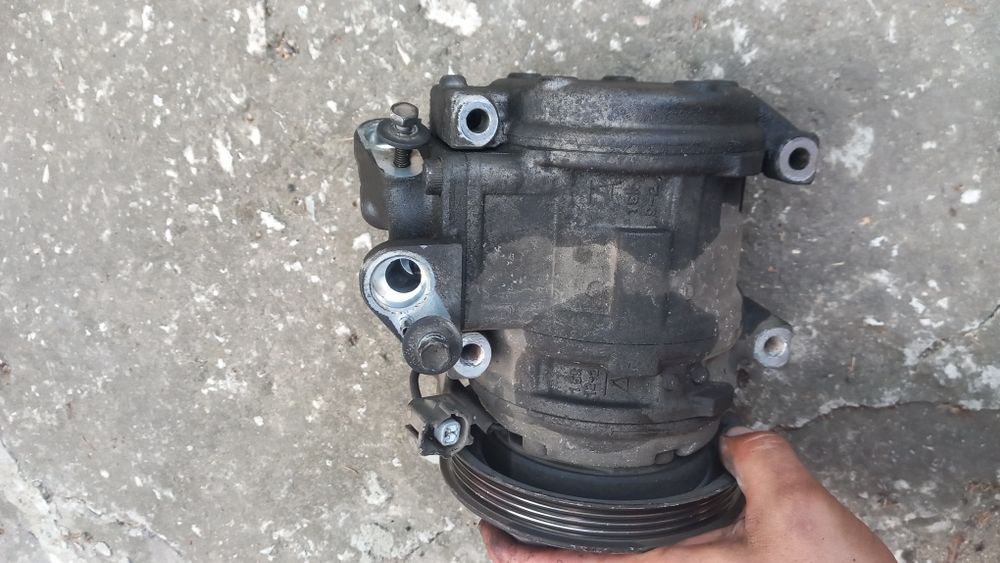 Тойота Карина Е Toyota Carina E