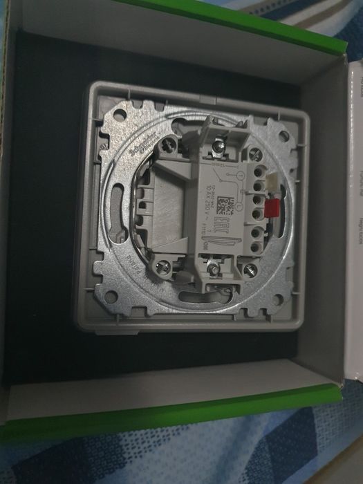 Întrerupătoare Schneider Sedna