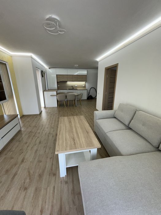 Inchiriez apartament nou cu 2 canere in cartierul River Park