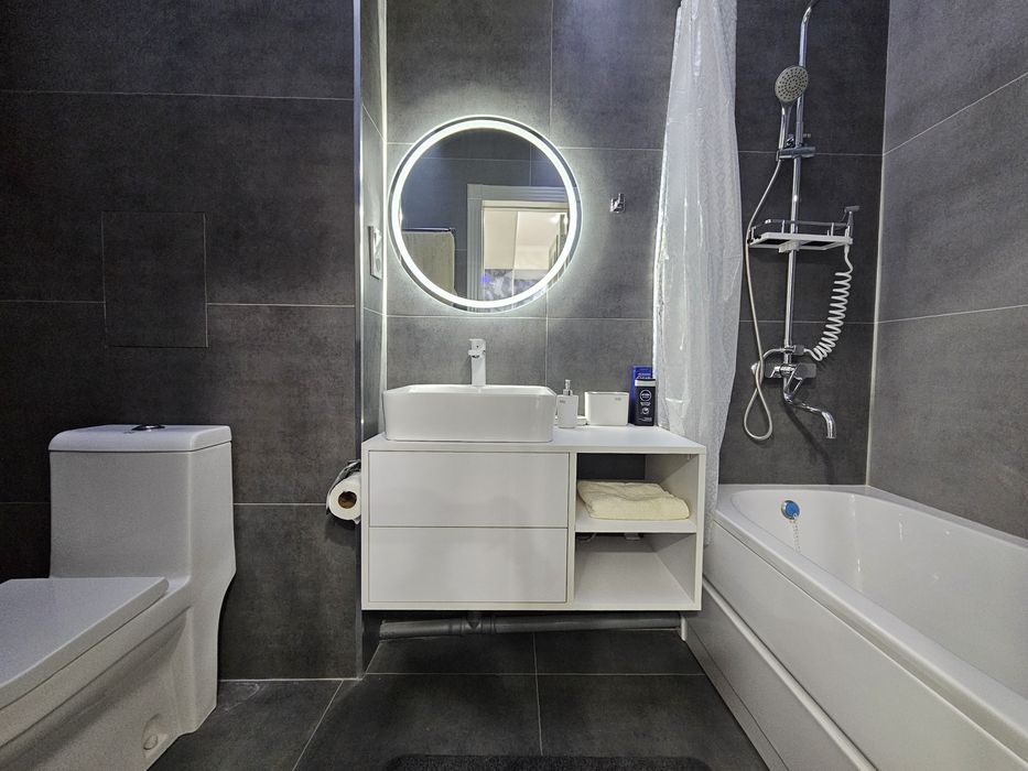 Сдаётся современная квартира