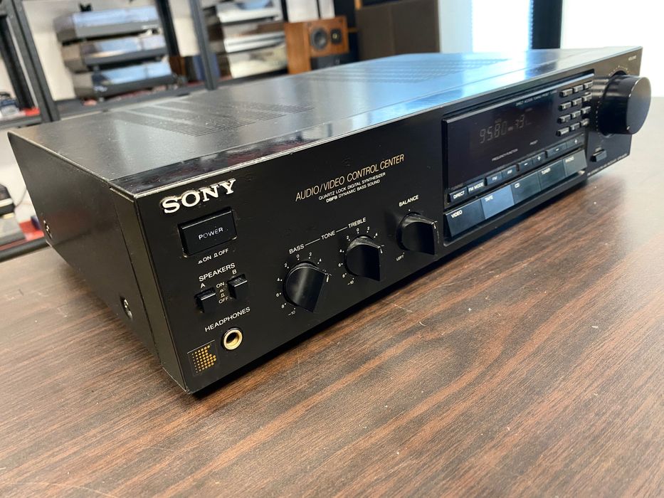 Стерео ресивър Sony
