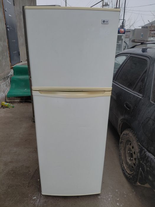 Холодильник элджи рабочая Доставка есть