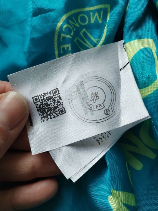 moncler - мъжко яке Л  отлично състояние