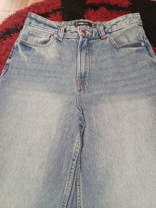 Blugi  lungi,stare foarte bună