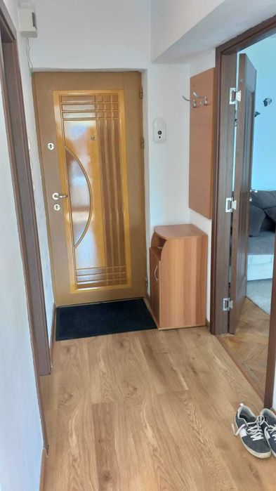 Proprietar inchiriez garsoniera zona Spitalul Judetean pe Calea Bucuresti - Brasov