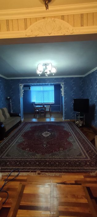 Ц-1 продается квартира 4/4/4 ряд с французского посольства