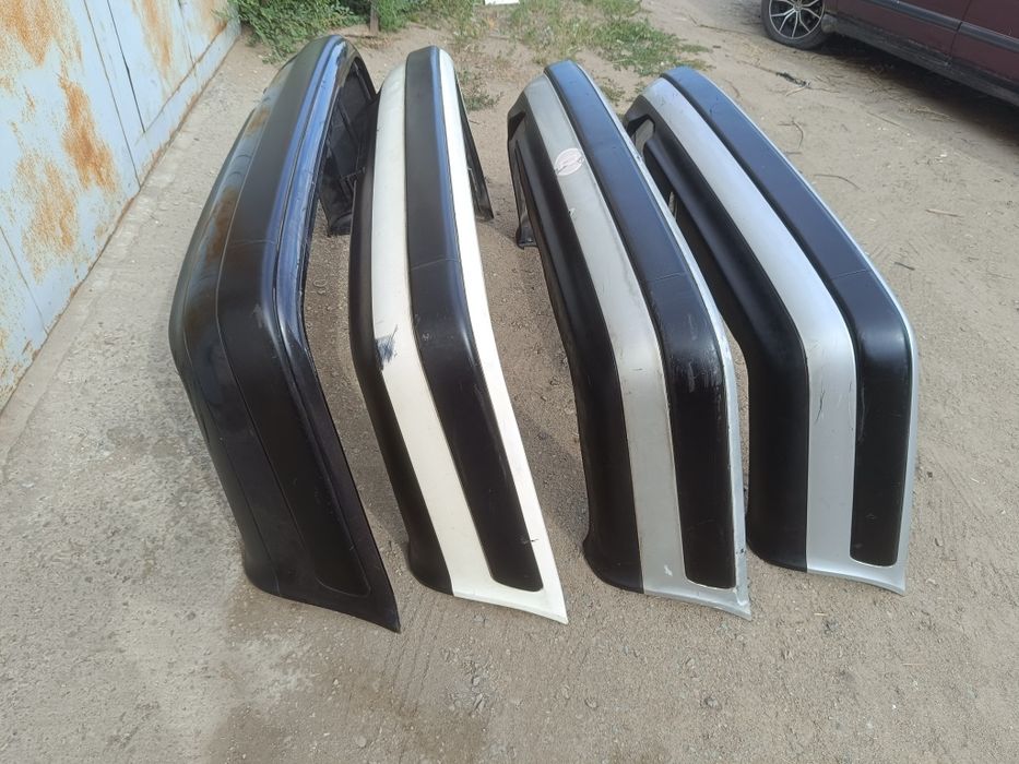 Задний бампер Ауди 100 С4