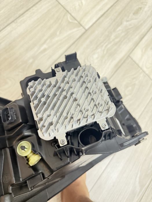 Фары,оригинал с блоками Bmw G60 без ремонта