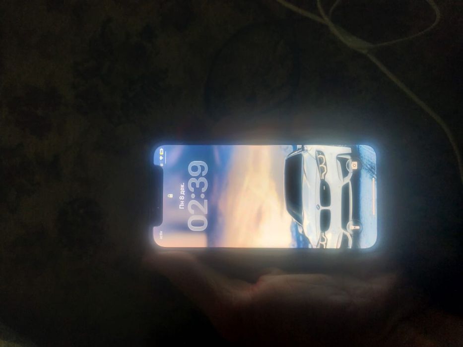 Айфон 12 мини продам без батарейки