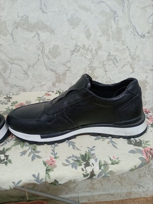 Продаются кросовки