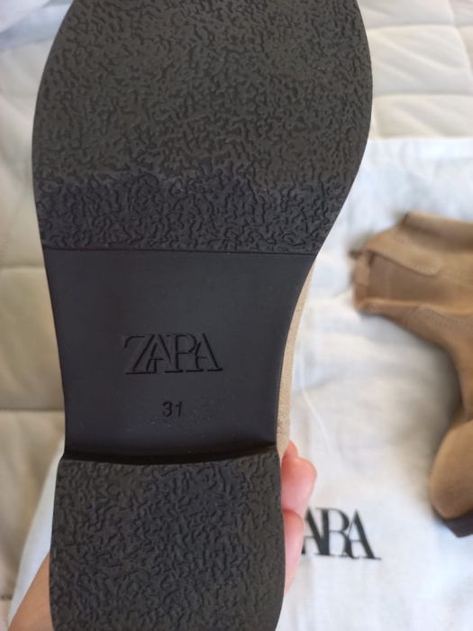 Ботинки казаки Zara