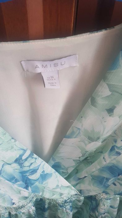 Продам платье красивое размер S