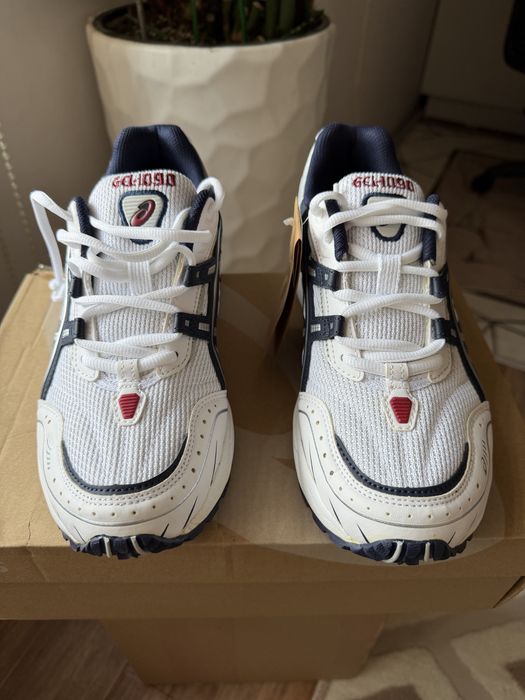 Кроссвоки Asics (новые в коробке)