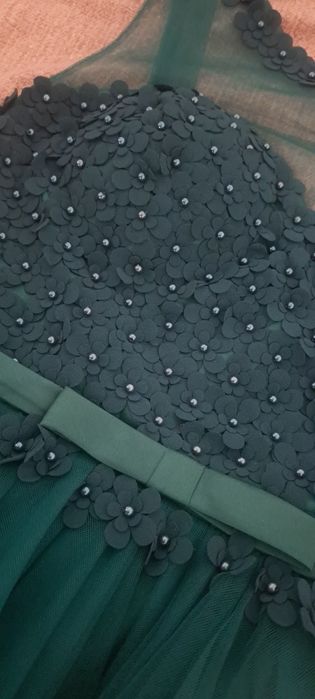 Rochie scurta cu aplicatii manuale