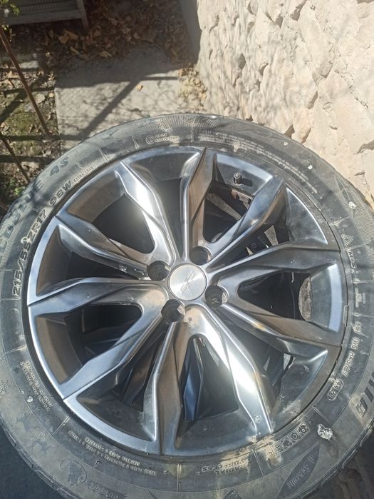 Б/У комплект колес,диски и шины,сняты с кобальта,