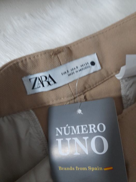 Pantaloni bej maro wide leg baloon cu pliuri în talie mărimea S Zara