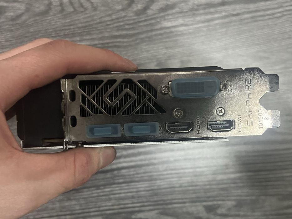 продам видеокарту rx570 saphire nitro