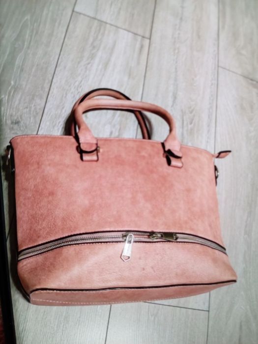 Vând genti diferite dama