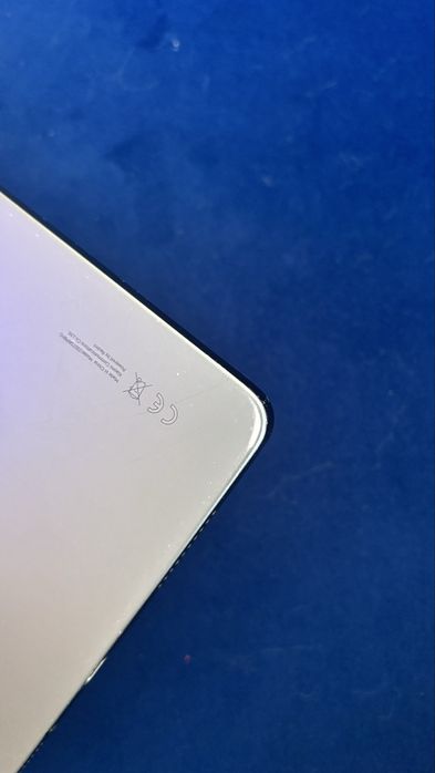 Продам планшет Xiaomi Redmi SE