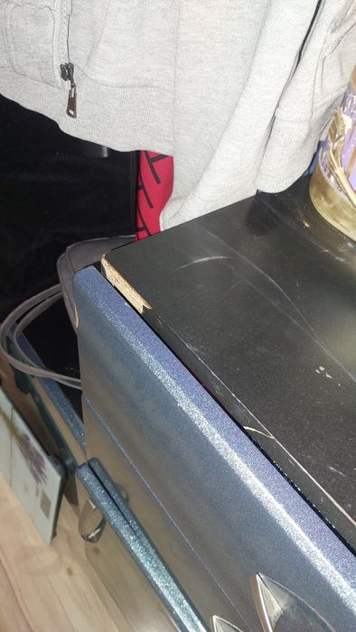 Прихожая чёрного цвета