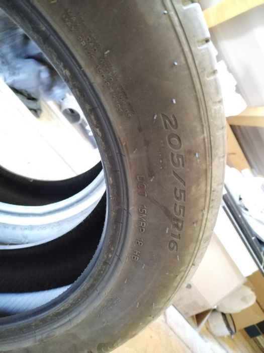Vând 2 cauciucuri de vară Hankook Ventus Prime4 în stare foarte bună 205/55 R16  dot 2023