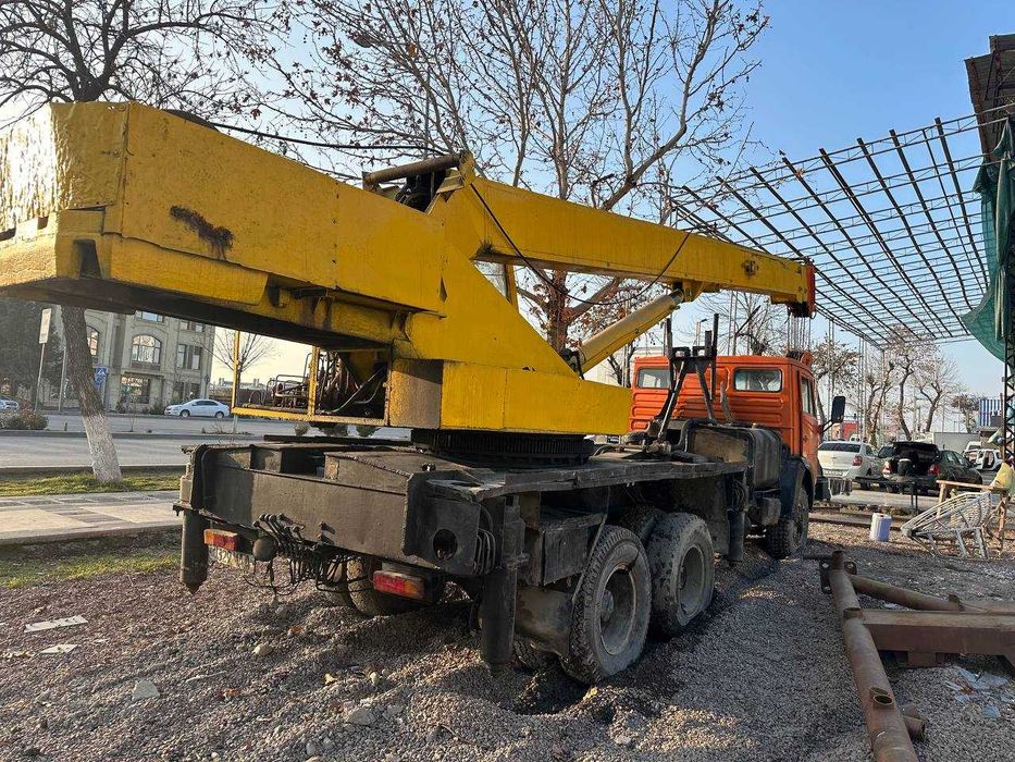 Автокран Камаз 53213