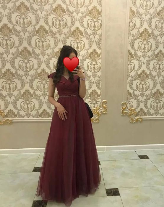 продам платье вечернее