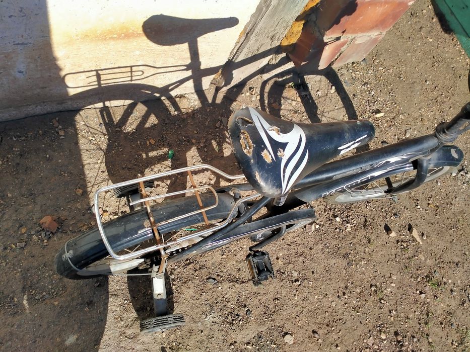 Продам два велика за 6000 оба