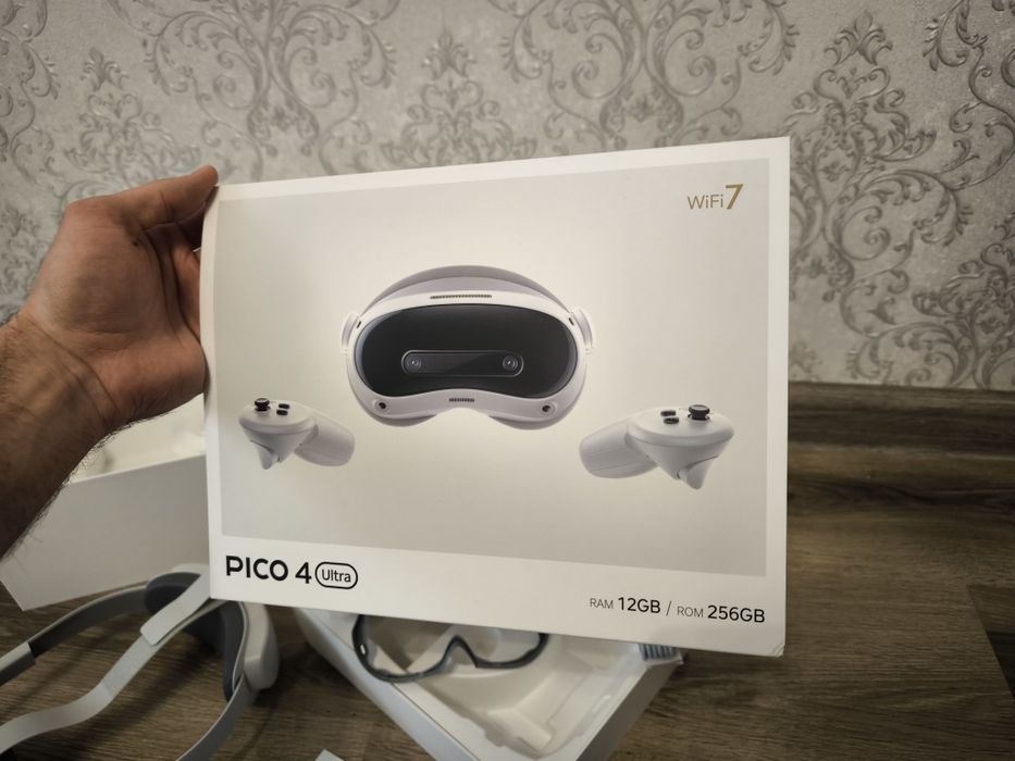 Шлем виртуальной реальности VR