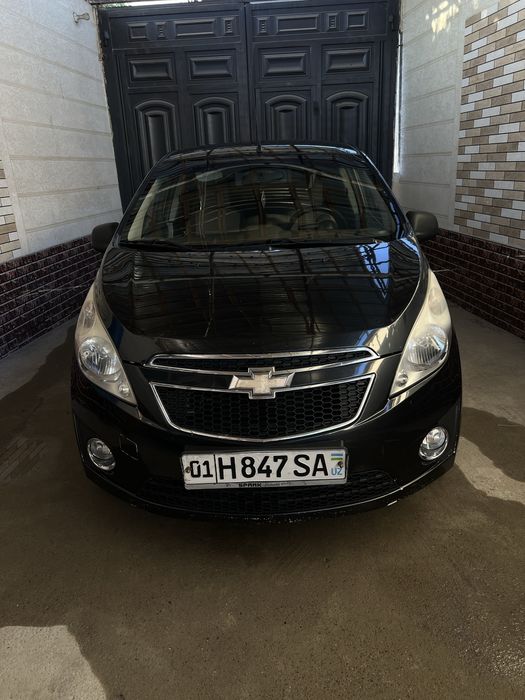 Spark 1.25 yili 2014 probeg 222300