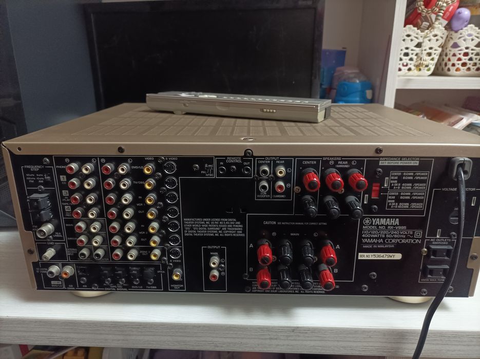 Yamaha rx v995 receiver uslitel