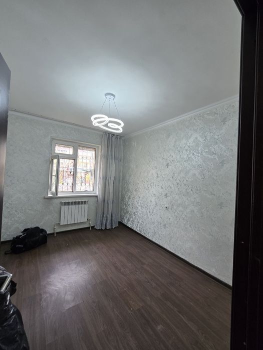 Срочно сотилади 
Янгихаёт тумани 
3А .3/1/7. 60м²
Можно в ипотека 
Ор-