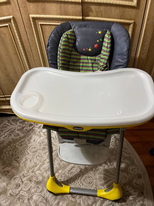 Chicco ovqatlanadigan stol